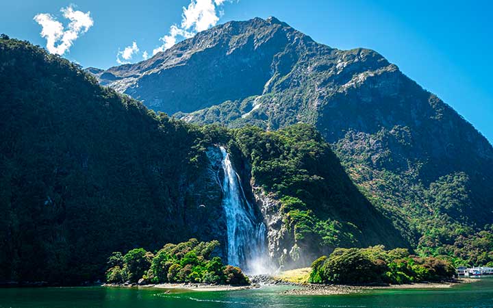 Scalo Milford Sound